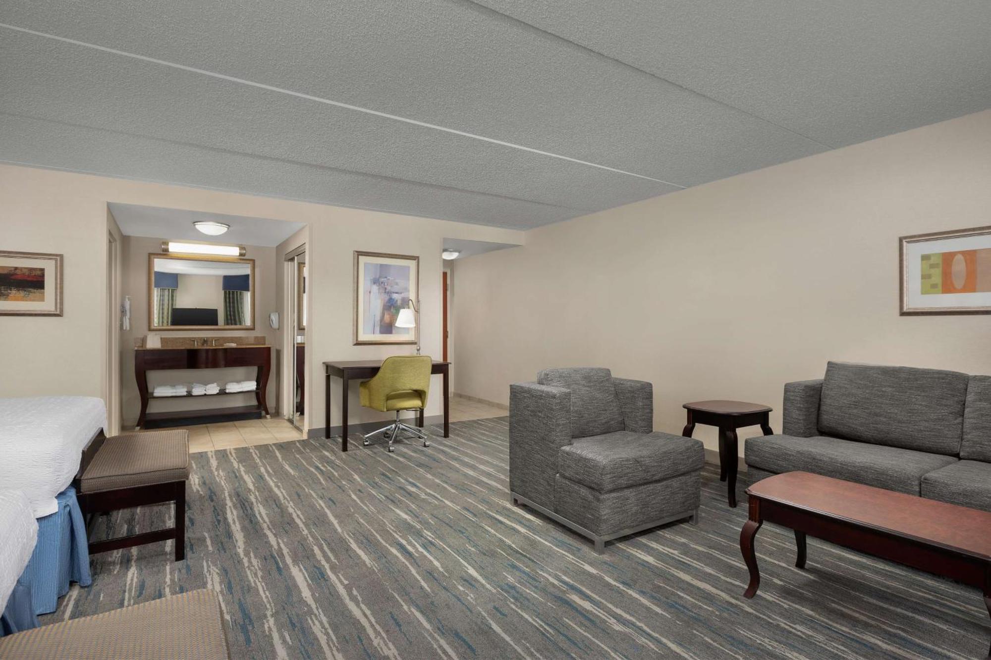Hampton Inn Syracuse Clay Liverpool Extérieur photo