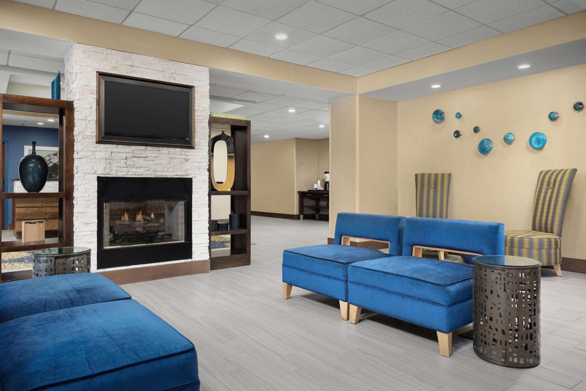 Hampton Inn Syracuse Clay Liverpool Extérieur photo