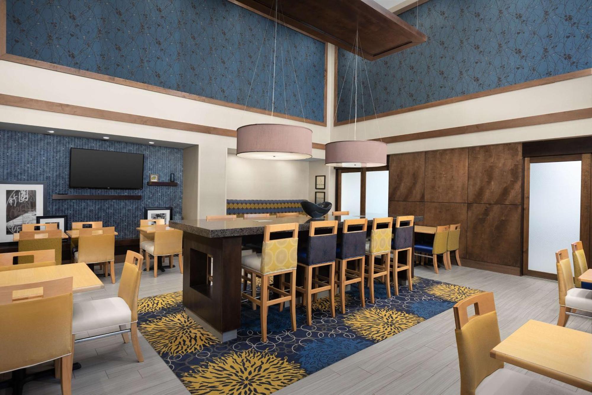Hampton Inn Syracuse Clay Liverpool Extérieur photo