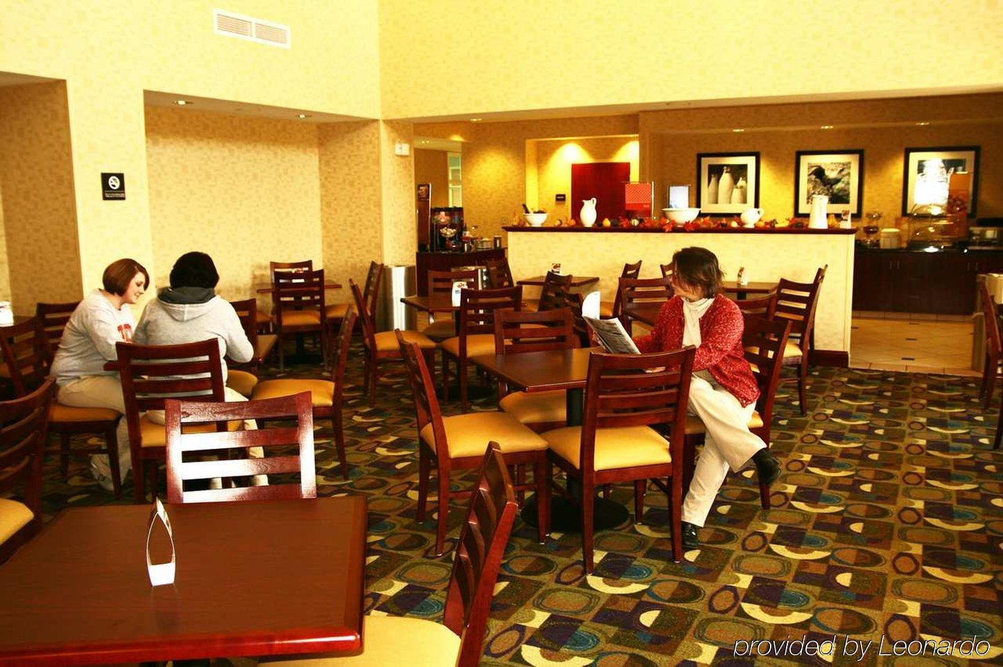 Hampton Inn Syracuse Clay Liverpool Extérieur photo
